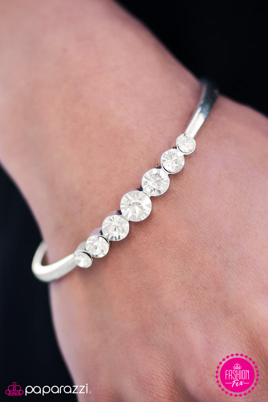 Im Gonna Let It Shine - Paparazzi bracelet