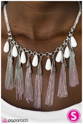 In-FRINGE-ment - Paparazzi necklace