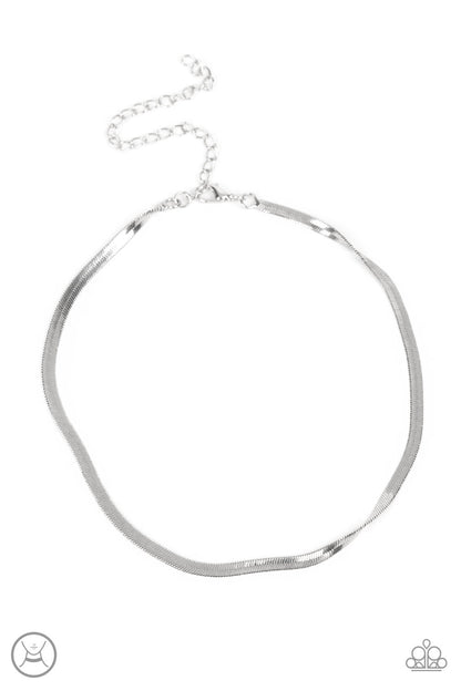 In No Time Flat - silver - Paparazzi necklace
