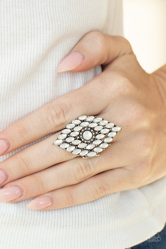 Incandescently Irresistible - white - Paparazzi ring