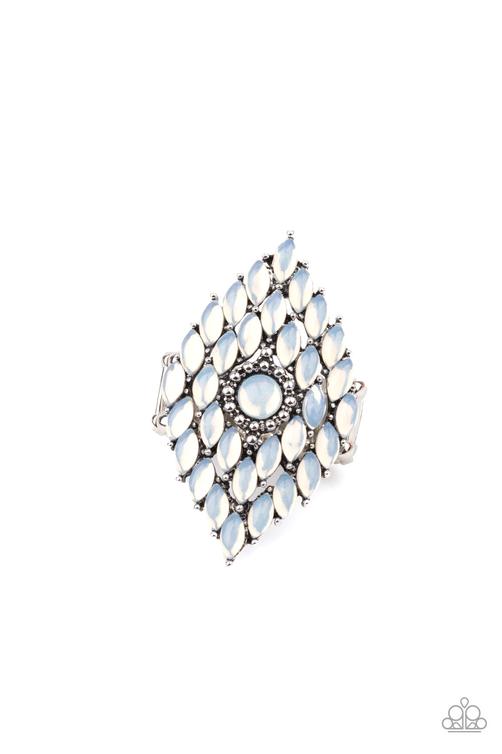 Incandescently Irresistible - white - Paparazzi ring