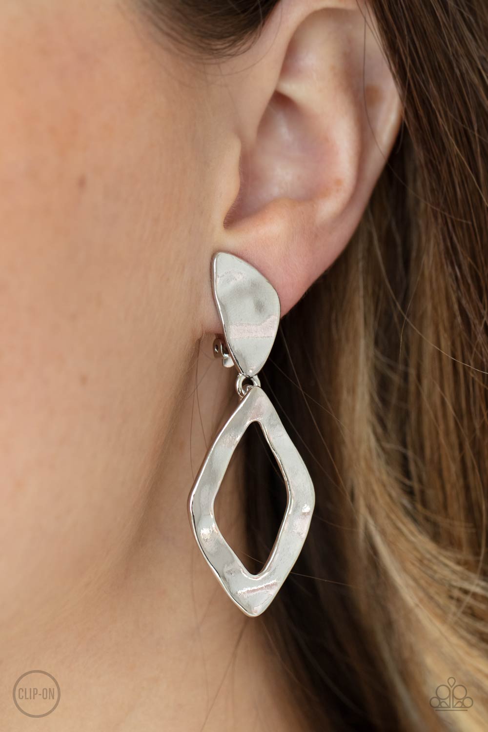Industrial Gallery - silver - Paparazzi CLIP ON earrings