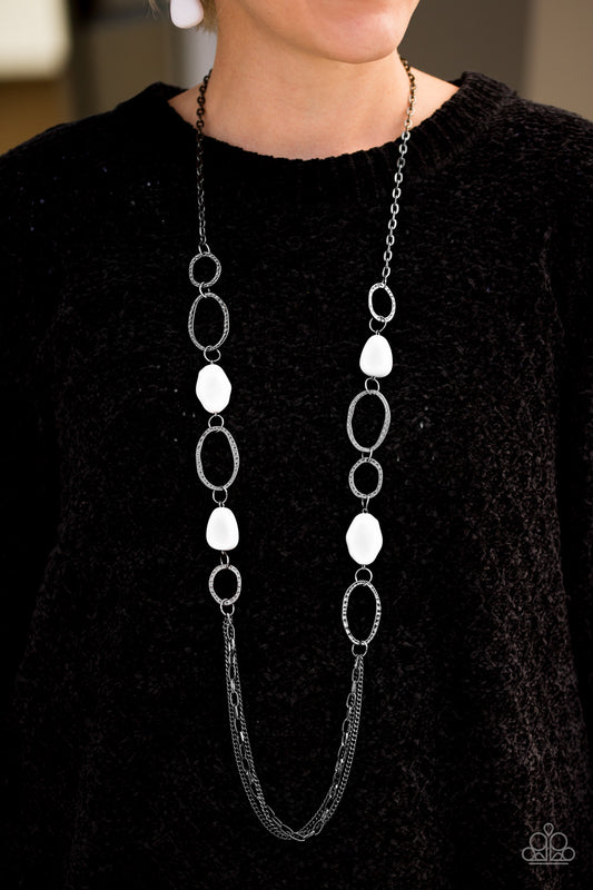 Industry Shine - white - Paparazzi necklace
