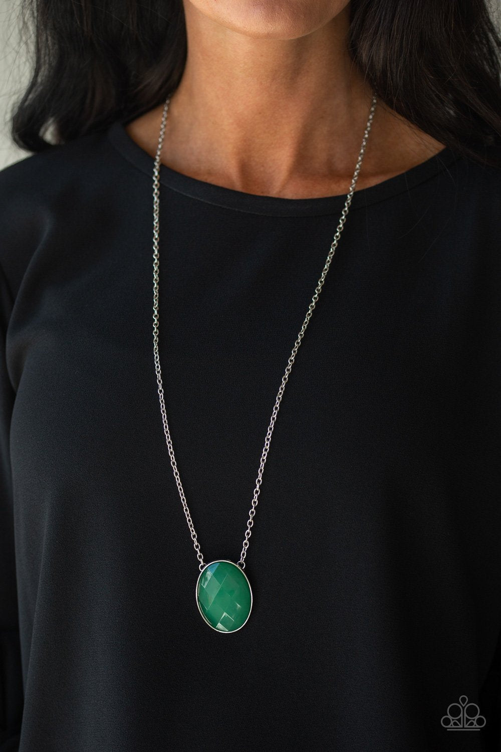 Intensely Illuminated - green - Paparazzi necklace