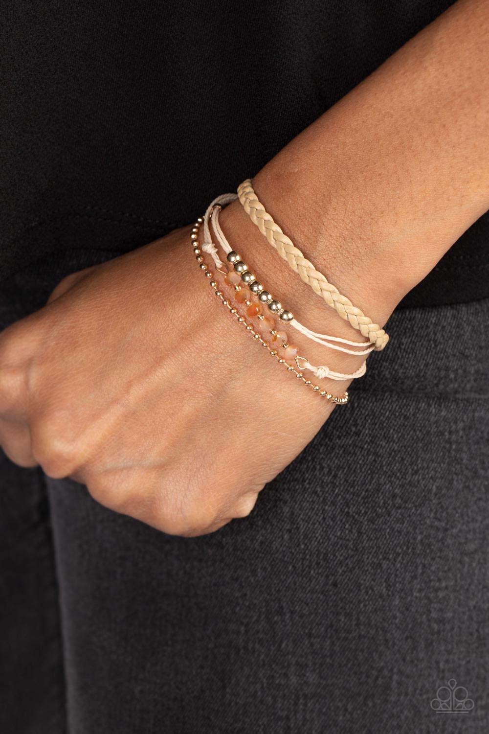 Intergalactic Gamechanger - gold - Paparazzi bracelet