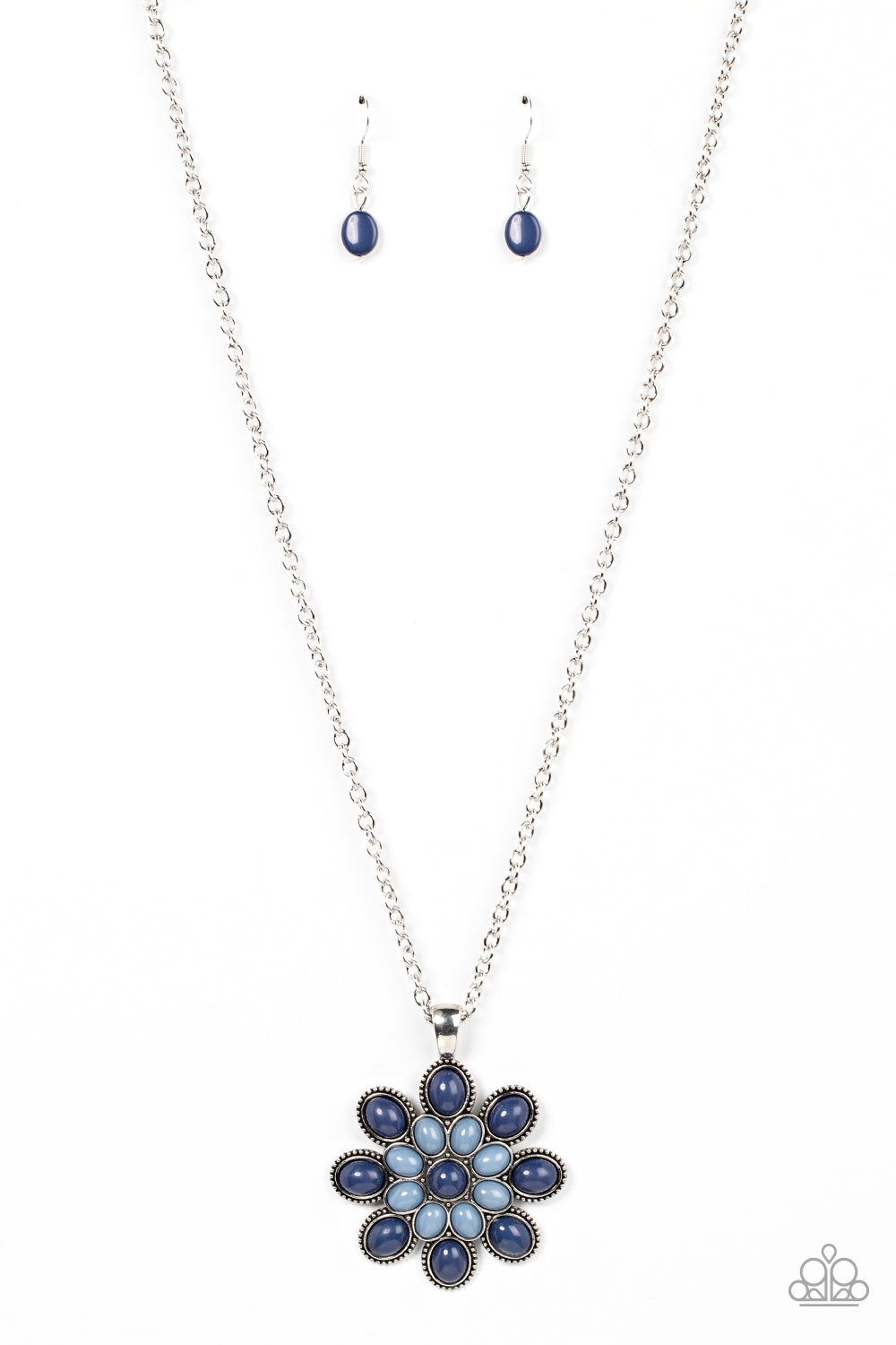 In the MEADOW of Nowhere - blue - Paparazzi necklace