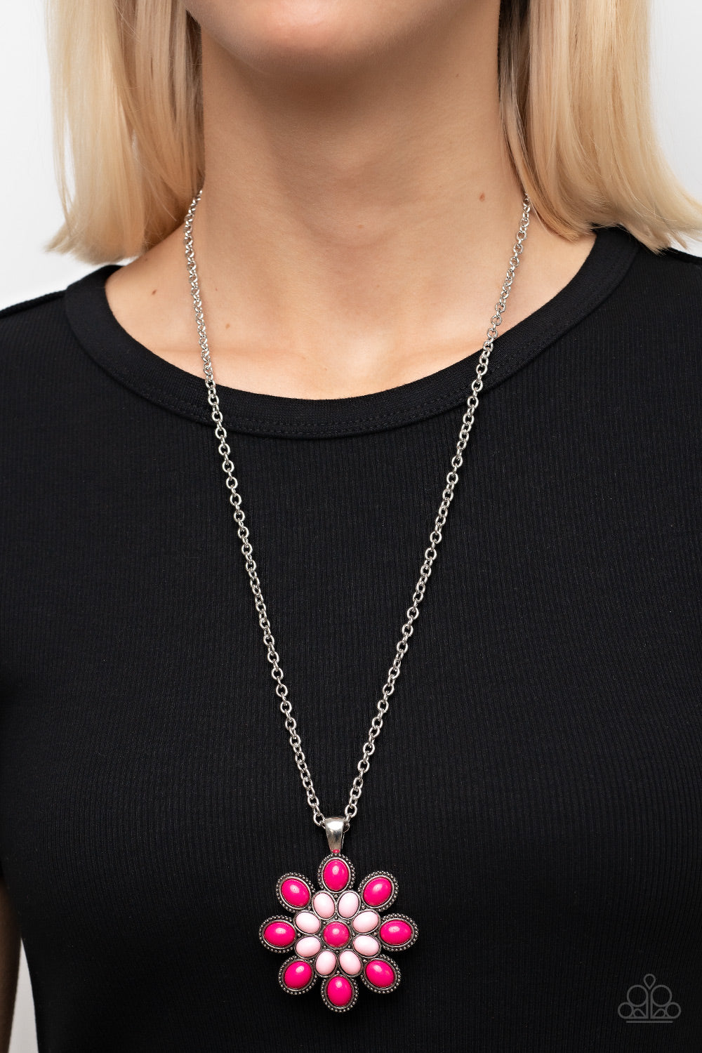 In the MEADOW of Nowhere - pink - Paparazzi necklace