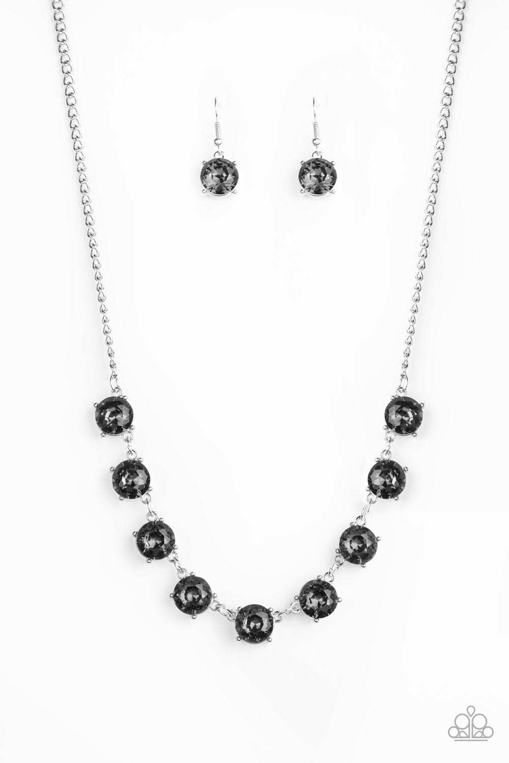 Iridescent Icing - silver - Paparazzi necklace