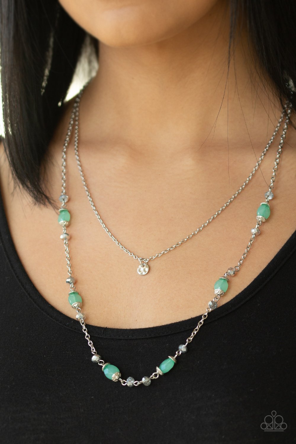Irresistibly Iridescent-green-Paparazzi necklace