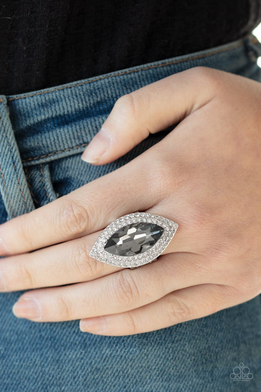 Jaw Dropping Dazzle-silver-Paparazzi ring