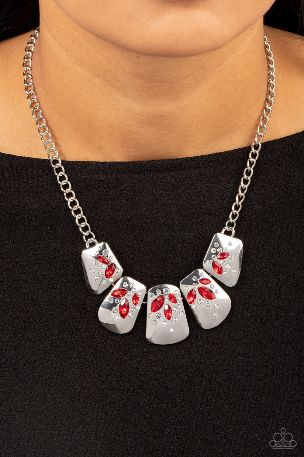 Jubilee Jingle - red - Paparazzi necklace