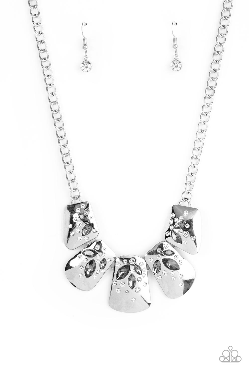 Jubilee Jingle - silver - Paparazzi necklace