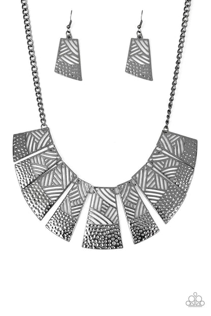Jungle Cat Jam - black - Paparazzi necklace