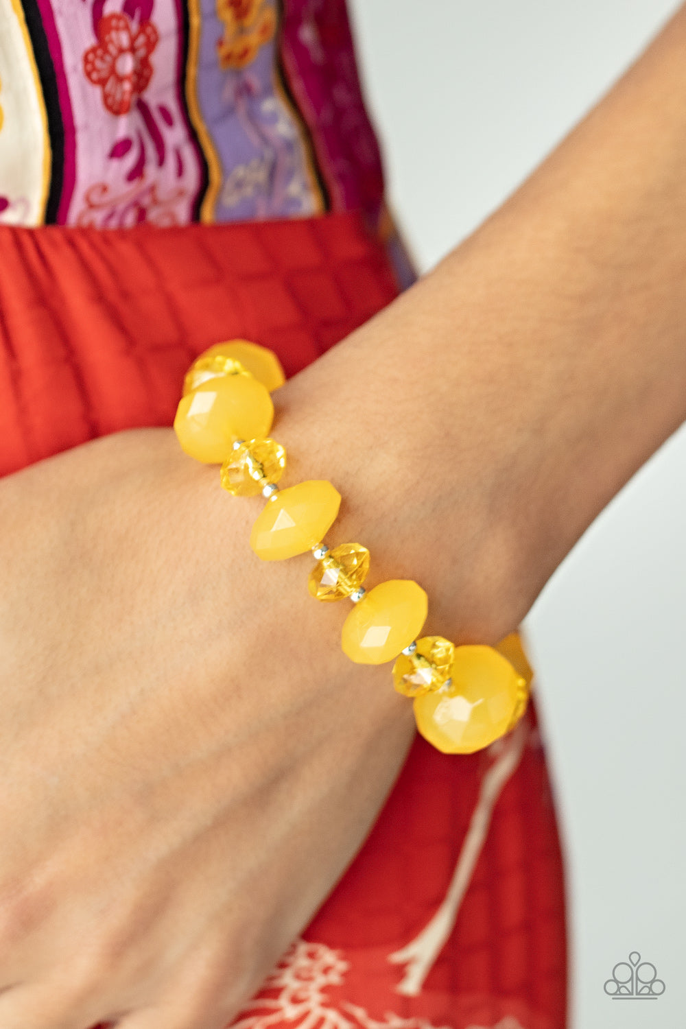 Keep GLOWING Forward - yellow - Paparazzi bracelet