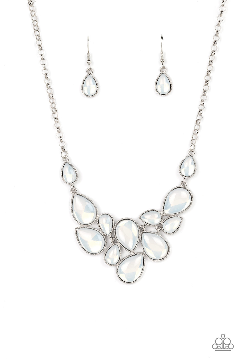 Keep GLOWING and GLOWING - white - Paparazzi necklace