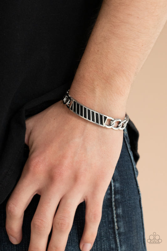 Keep Your Guard Up - silver - Paparazzi mens bracelet