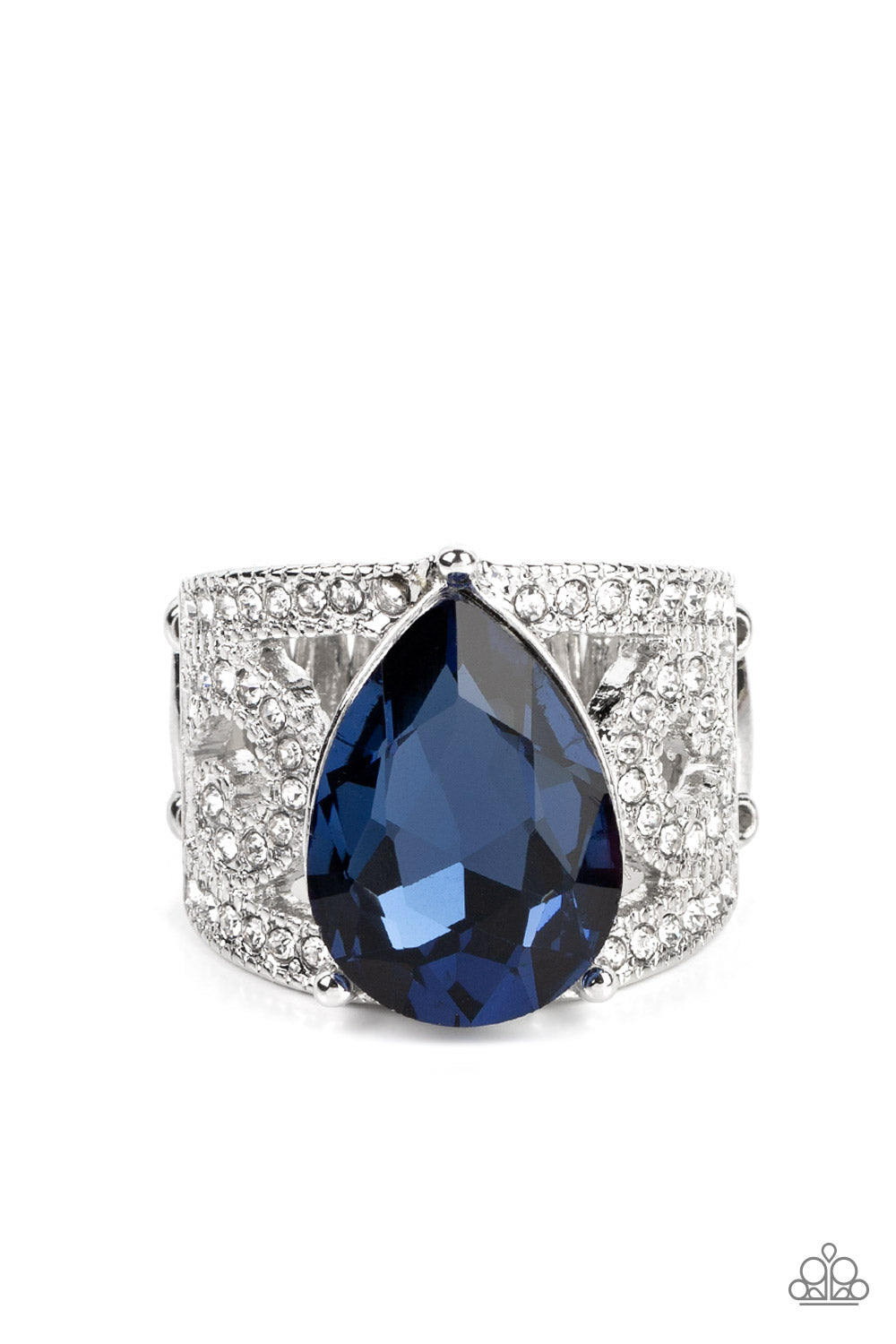 Kinda a Big Deal - blue - Paparazzi ring