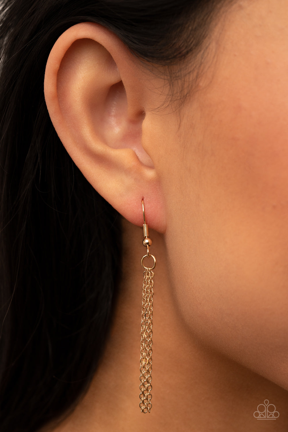 Kiss Me, I'm Irish - gold - Paparazzi necklace