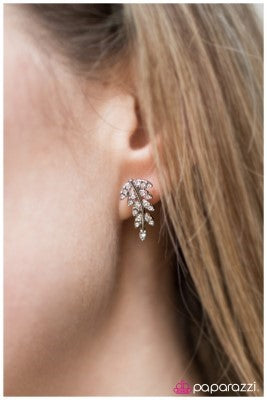 Lady Bountiful - Paparazzi earrings