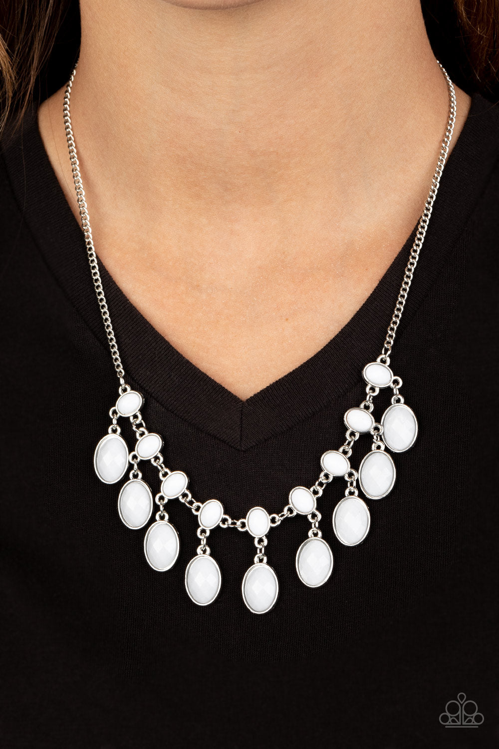 Lady of the POWERHOUSE - white - Paparazzi necklace