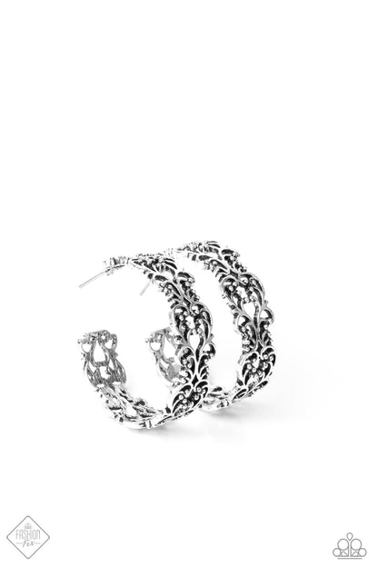 Laurel Wreaths - silver - Paparazzi earrings