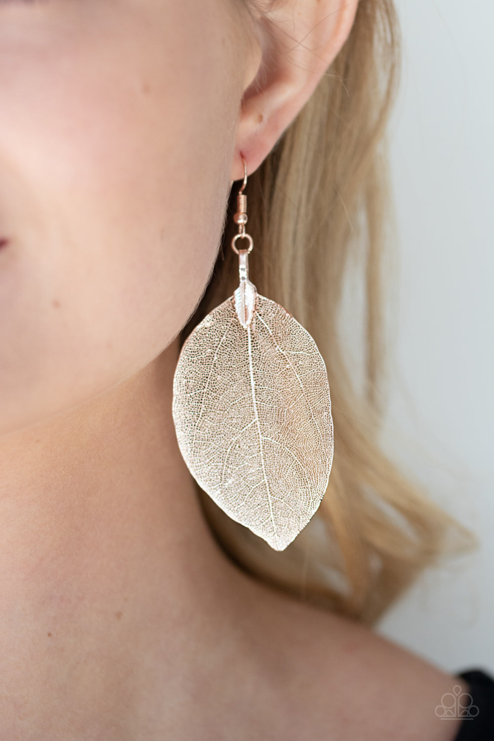 Leafy Legacy - rose gold - Paparazzi earrings