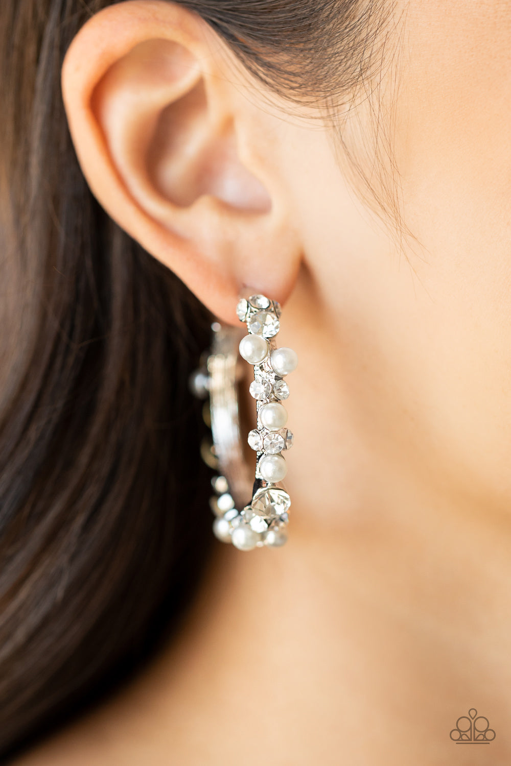 Let There Be SOCIALITE - White - Paparazzi earrings