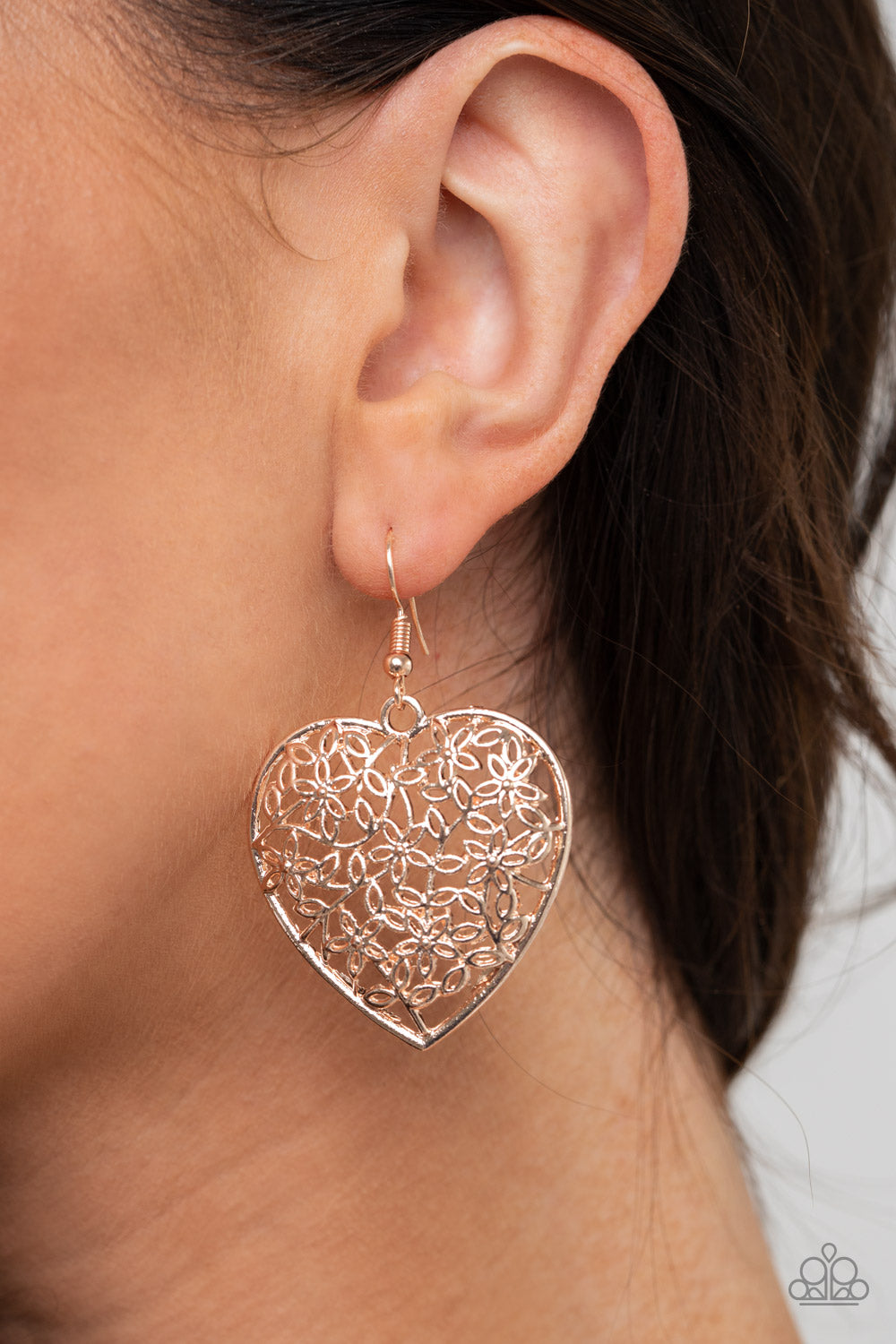 Let Your Heart Grow - rose gold - Paparazzi earrings