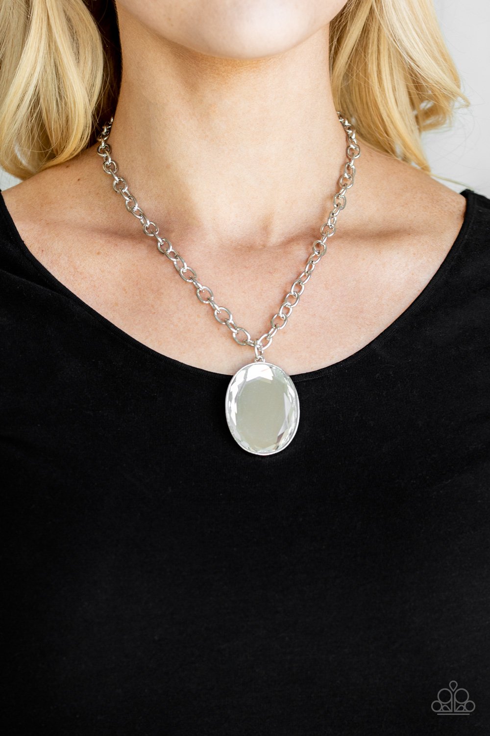 Light as HEIR-white-Paparazzi necklace