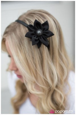 Lily of the Valley - Paparazzi headband