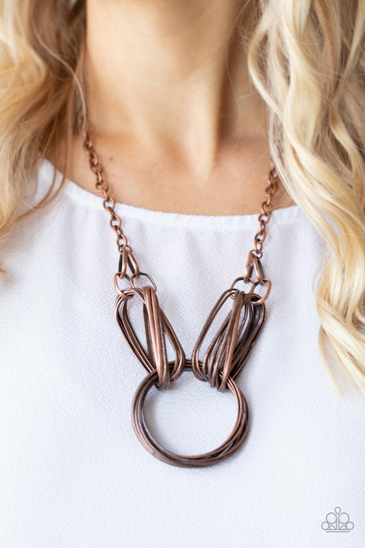Lip Sync Links - copper - Paparazzi necklace