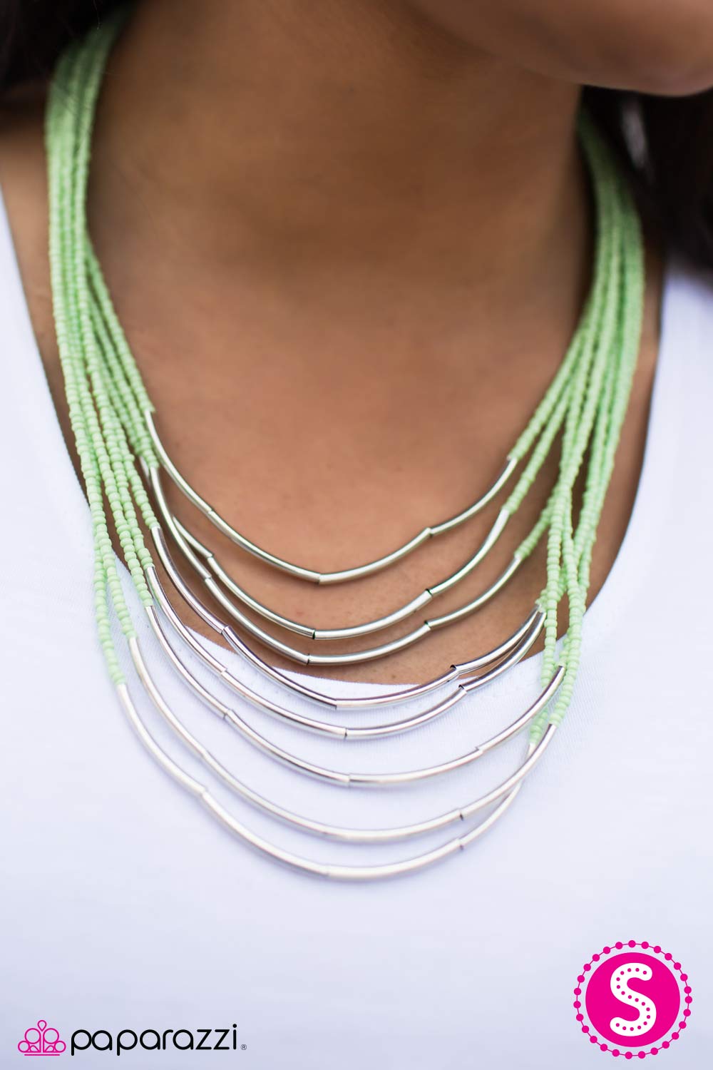 Living the GLEAM - green - Paparazzi necklace