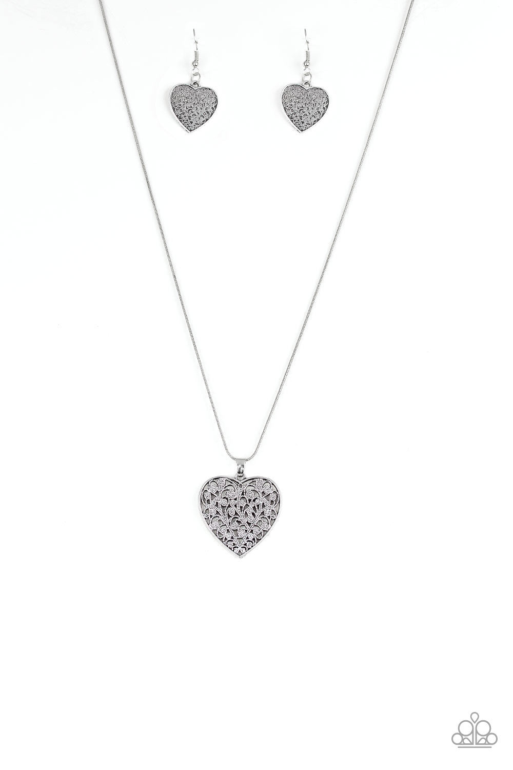 Paparazzi Look Into Your Heart - Brass - Heart Pendant - Necklace &  Earrings