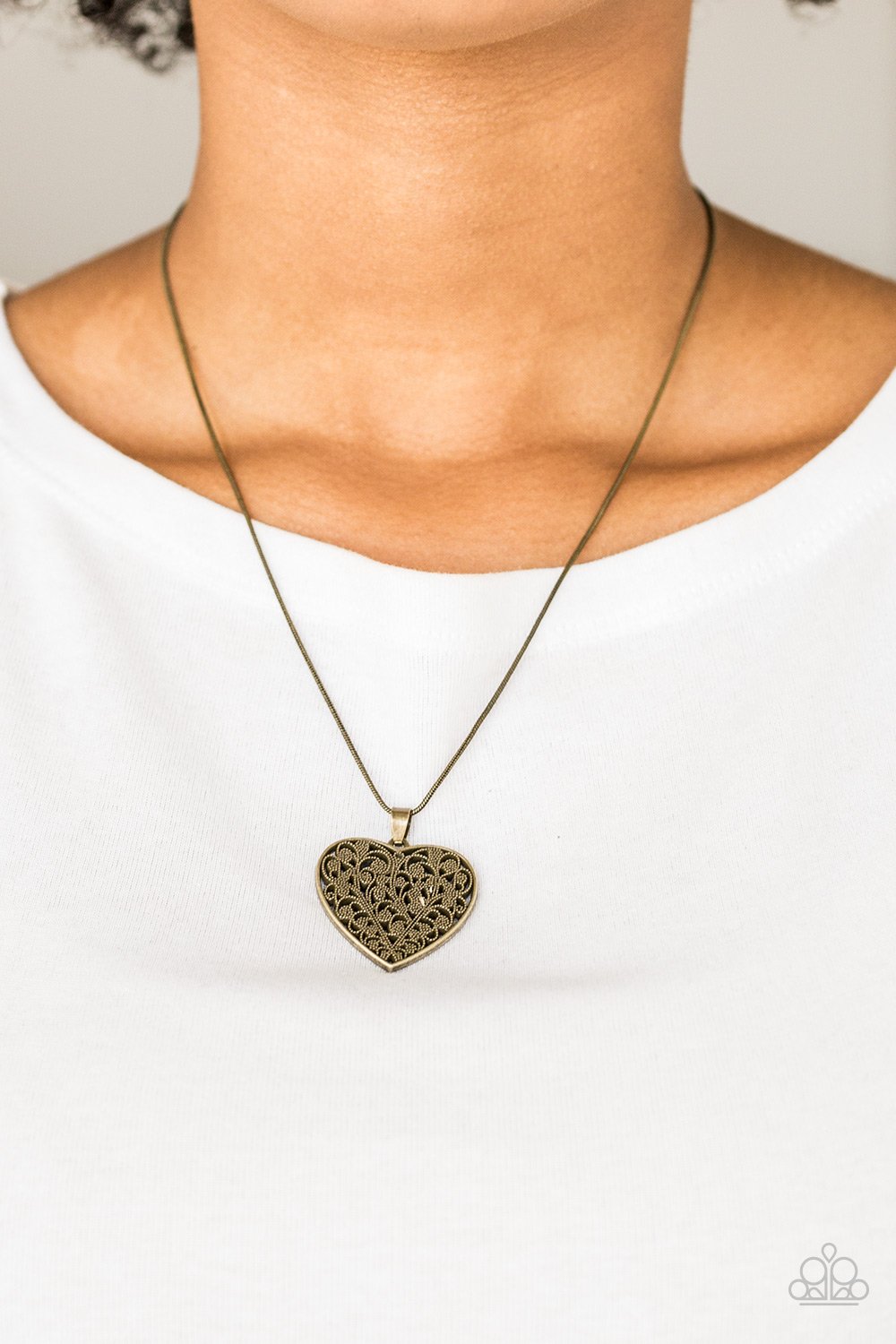 Look Into Your Heart - brass - Paparazzi necklace 