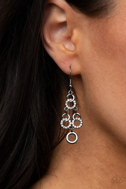 Luminously Linked - black - Paparazzi earrings