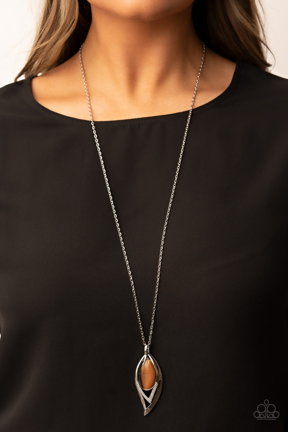 Meadow masquerade brass necklace paparazzi Clearance