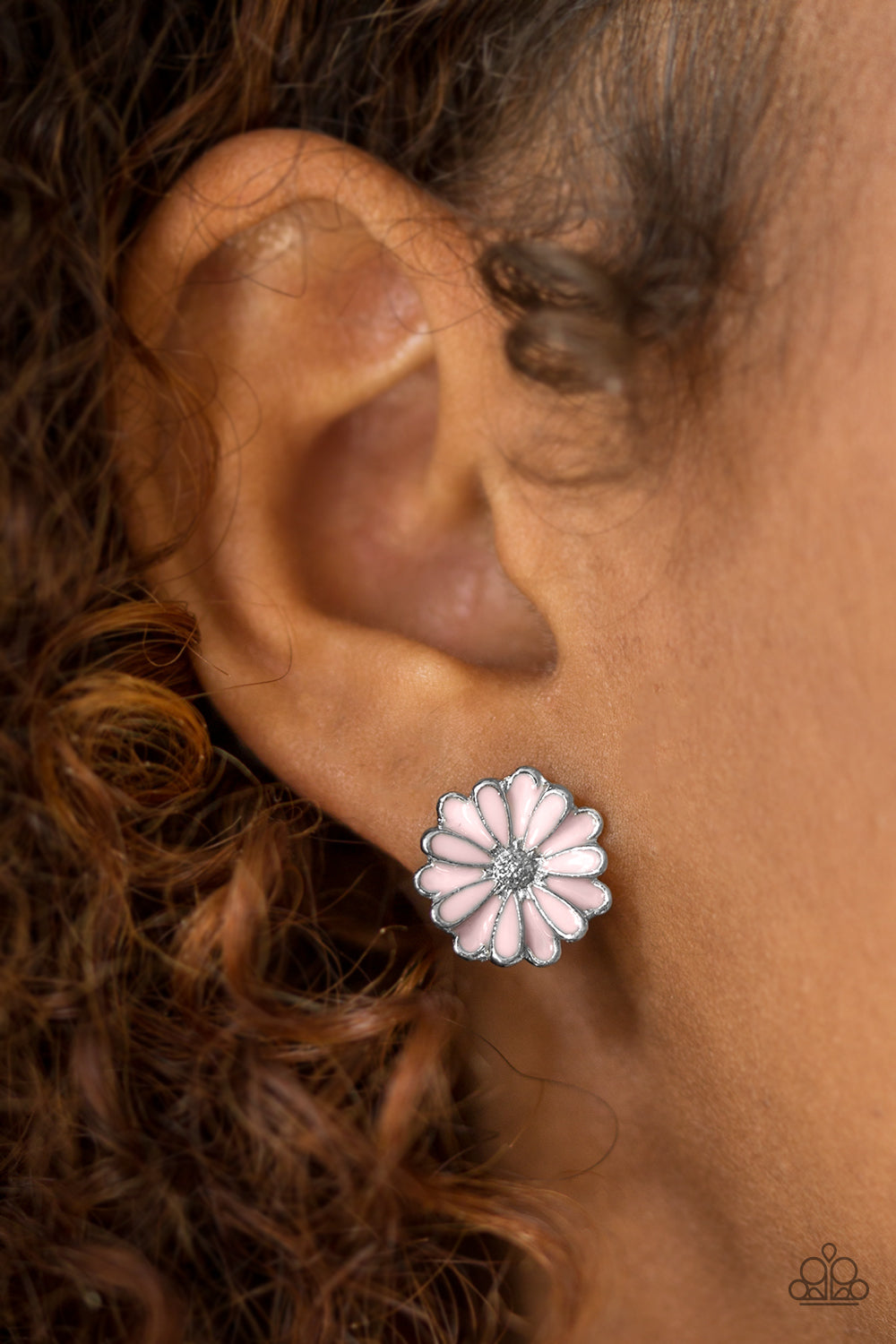 Magnificent Magnolia - pink - Paparazzi earrings