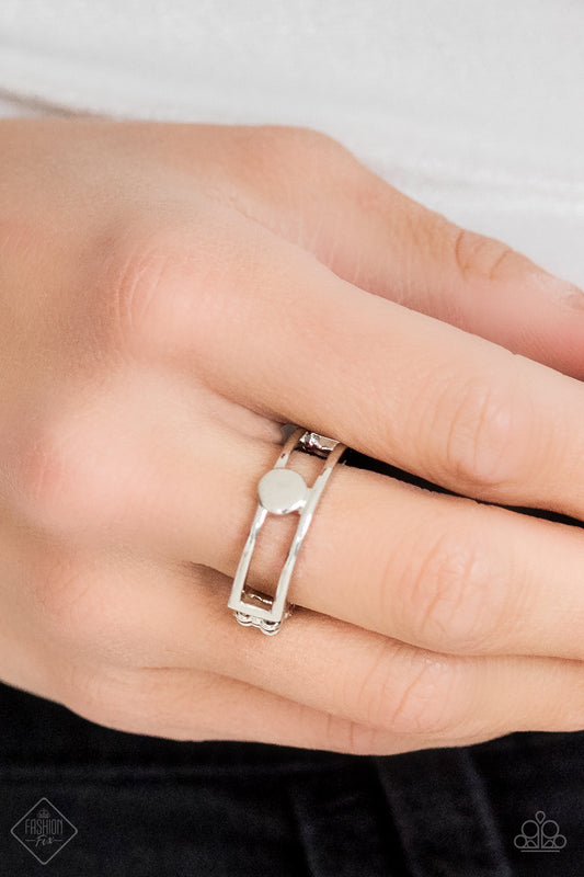 Mainstreet Minimalist - Paparazzi ring