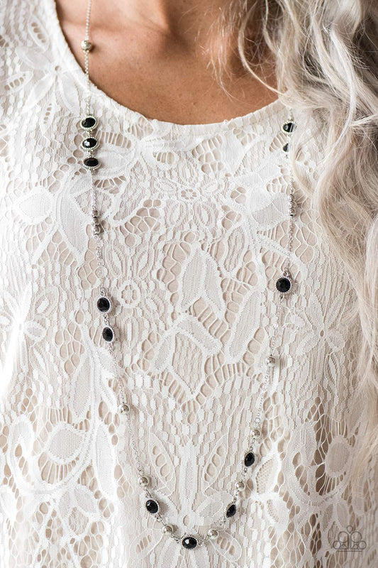 Make a Scene - black - Paparazzi necklace