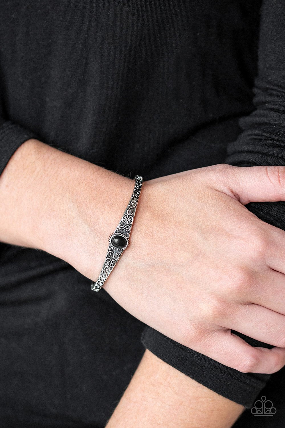 Make Your Own Path-black-Paparazzi bracelet