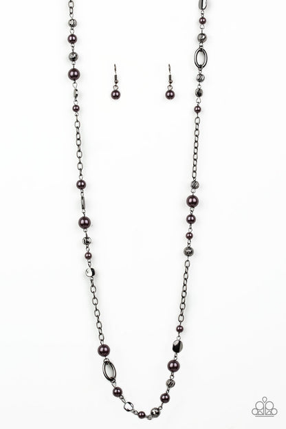 Make an Appearance - black - Paparazzi necklace