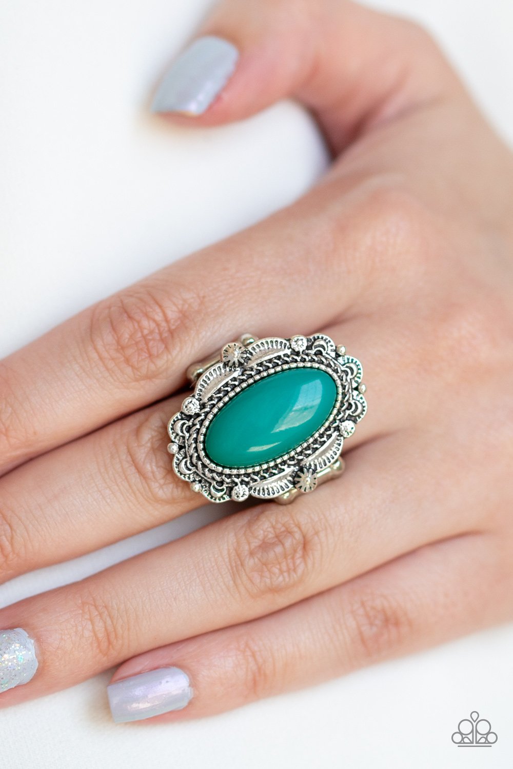 Malibu Majestic - green - Paparazzi ring