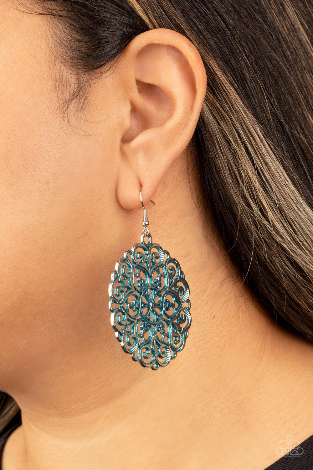 Mandala Effect - blue - Paparazzi earrings