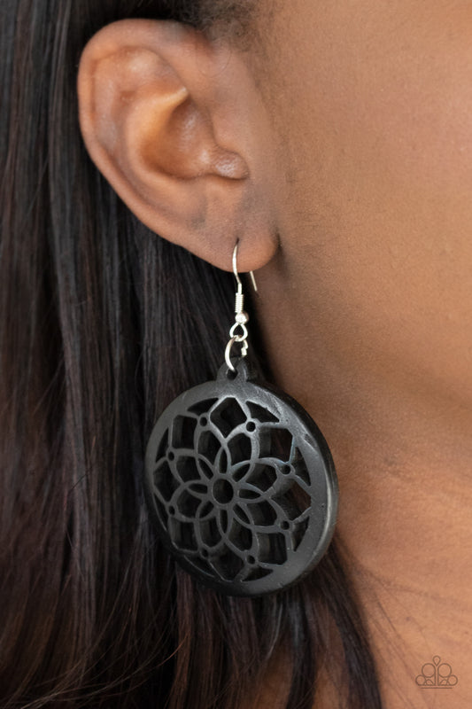 Mandala Meadow - black - Paparazzi earrings