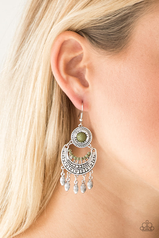 Mantra to Mantra - green - Paparazzi earrings