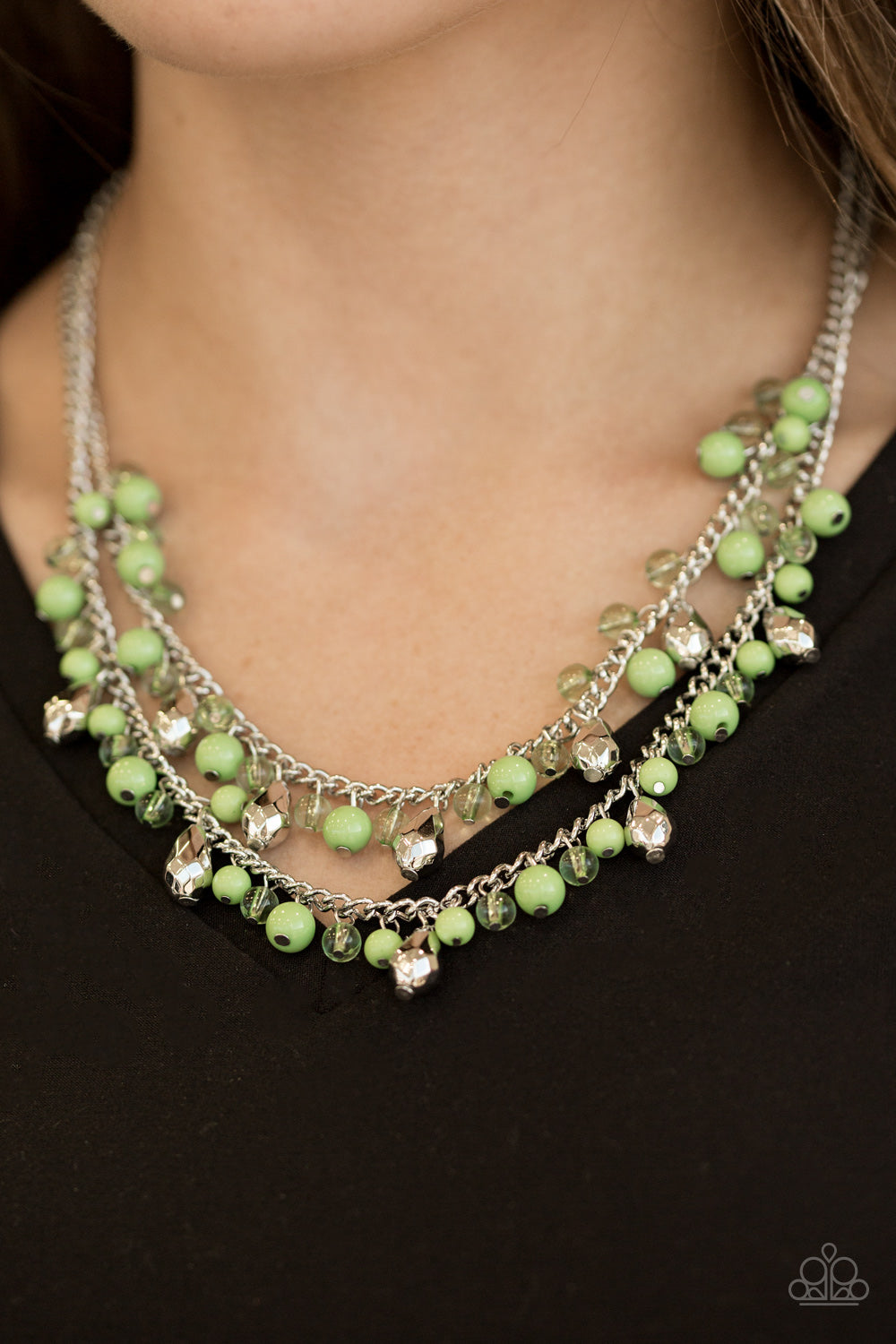 Mardi Gras Glamour - green - Paparazzi necklace