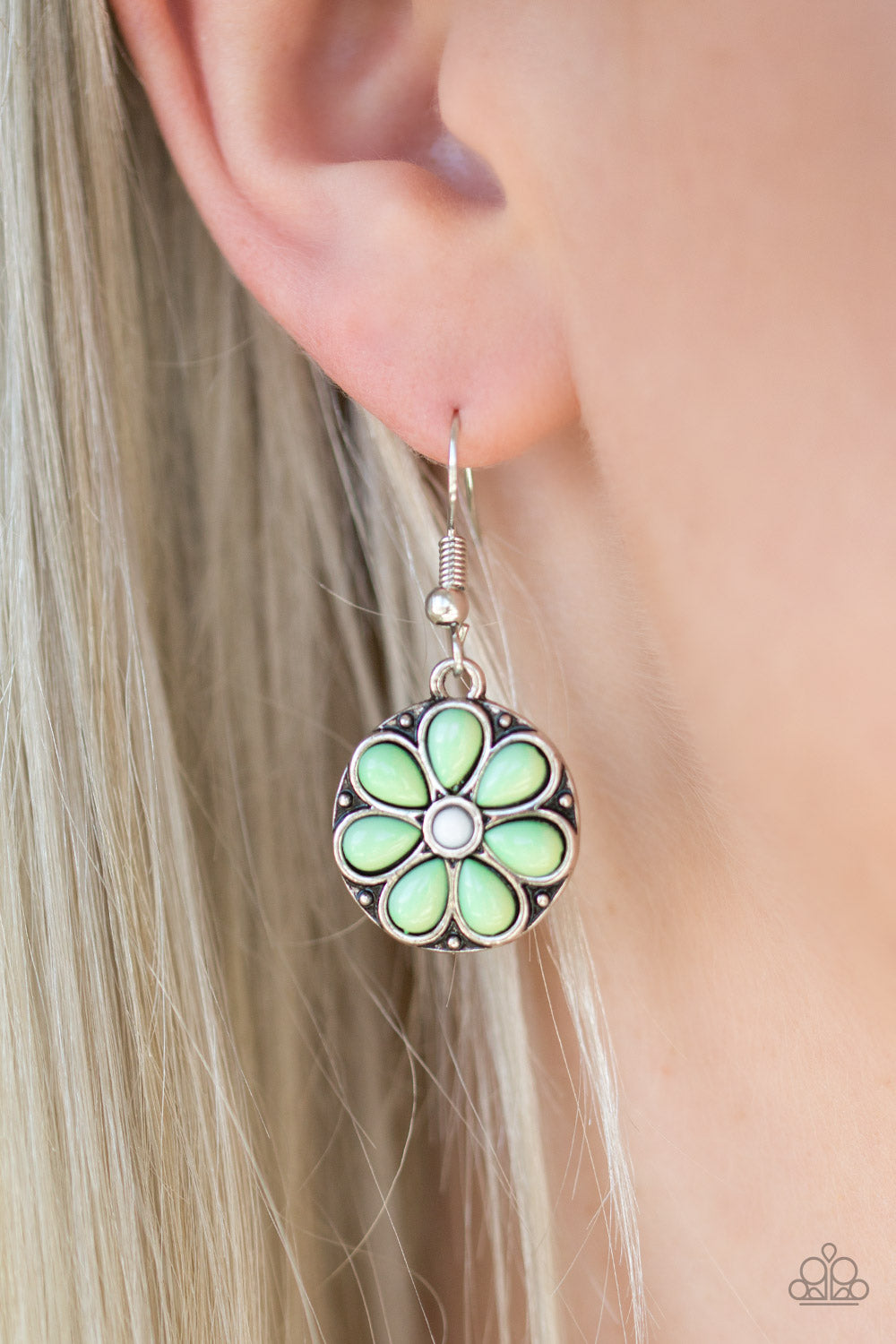 Marigold Rush - green - Paparazzi earrings