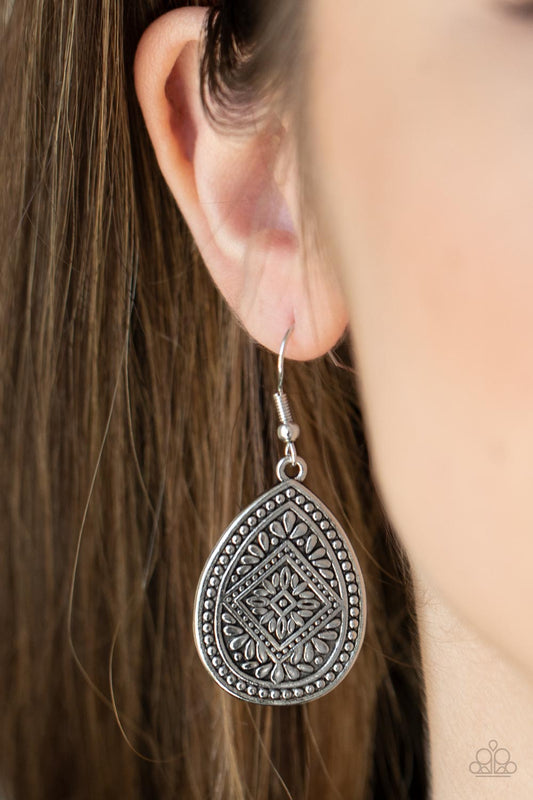 Mayan Mecca - silver - Paparazzi earrings