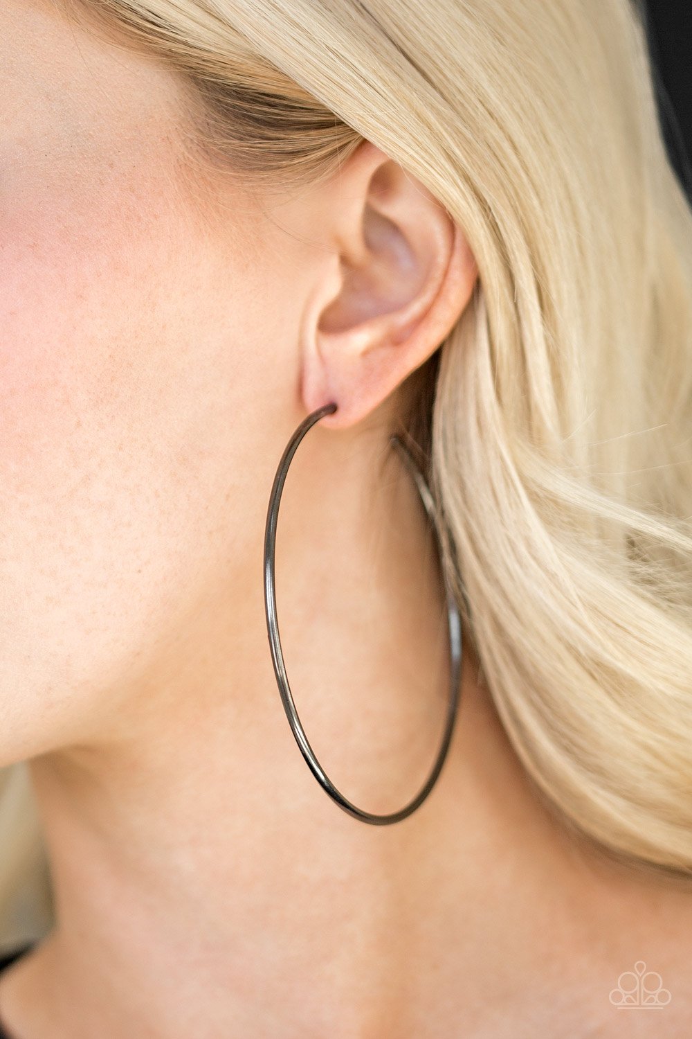 Meet Your Maker - black - Paparazzi earrings