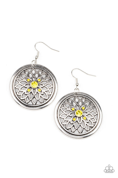 Mega Medallions - yellow - Paparazzi earrings